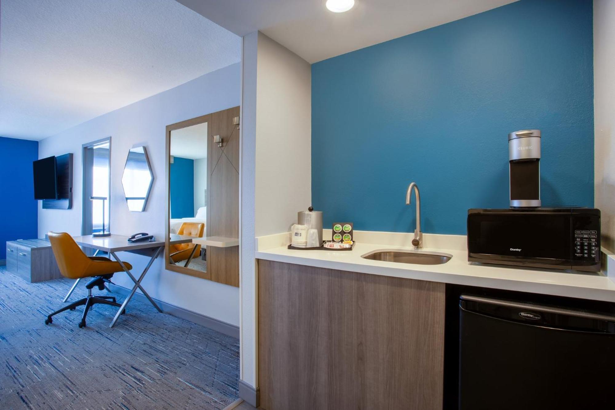 Holiday Inn Express & Suites Bradenton East-Lakewood Ranch By Ihg מראה חיצוני תמונה